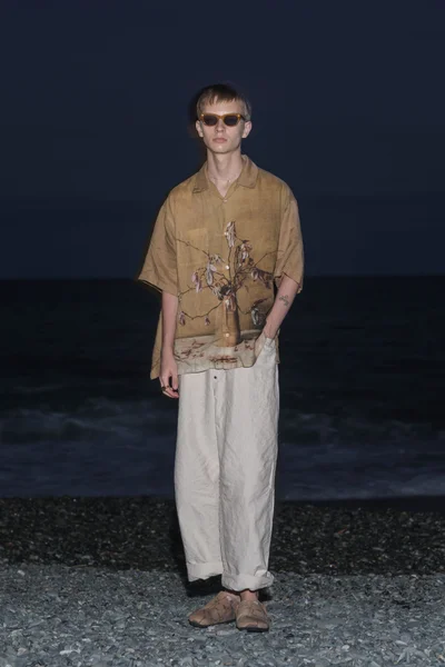 Look 34